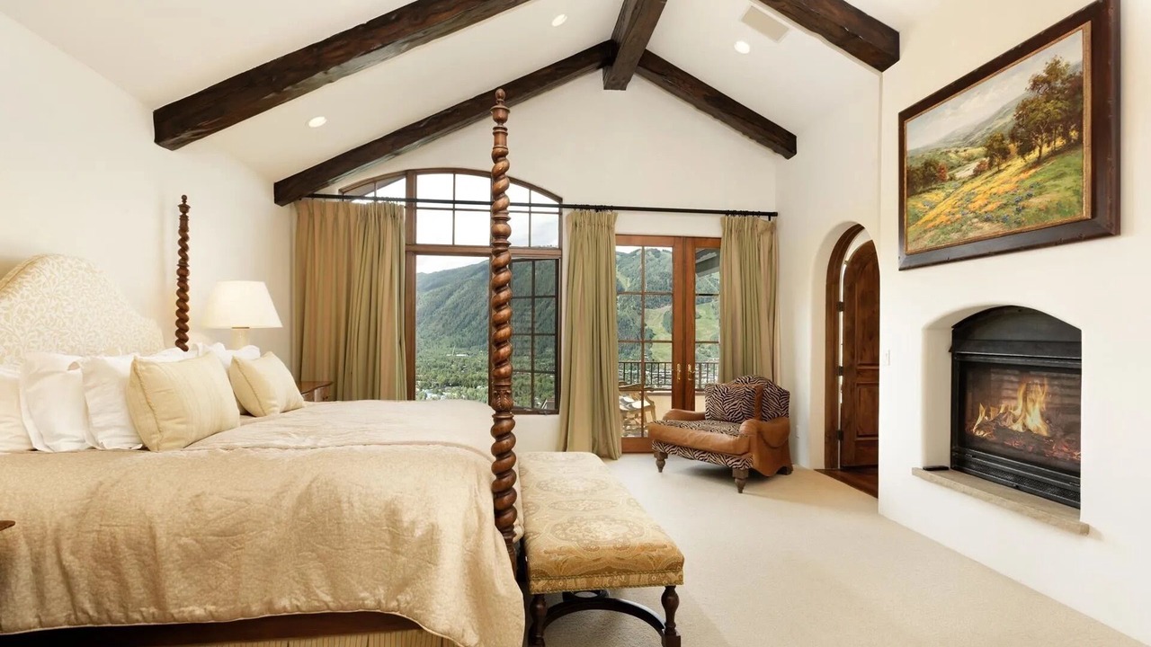 Photo of Bedroom in Red Mountain