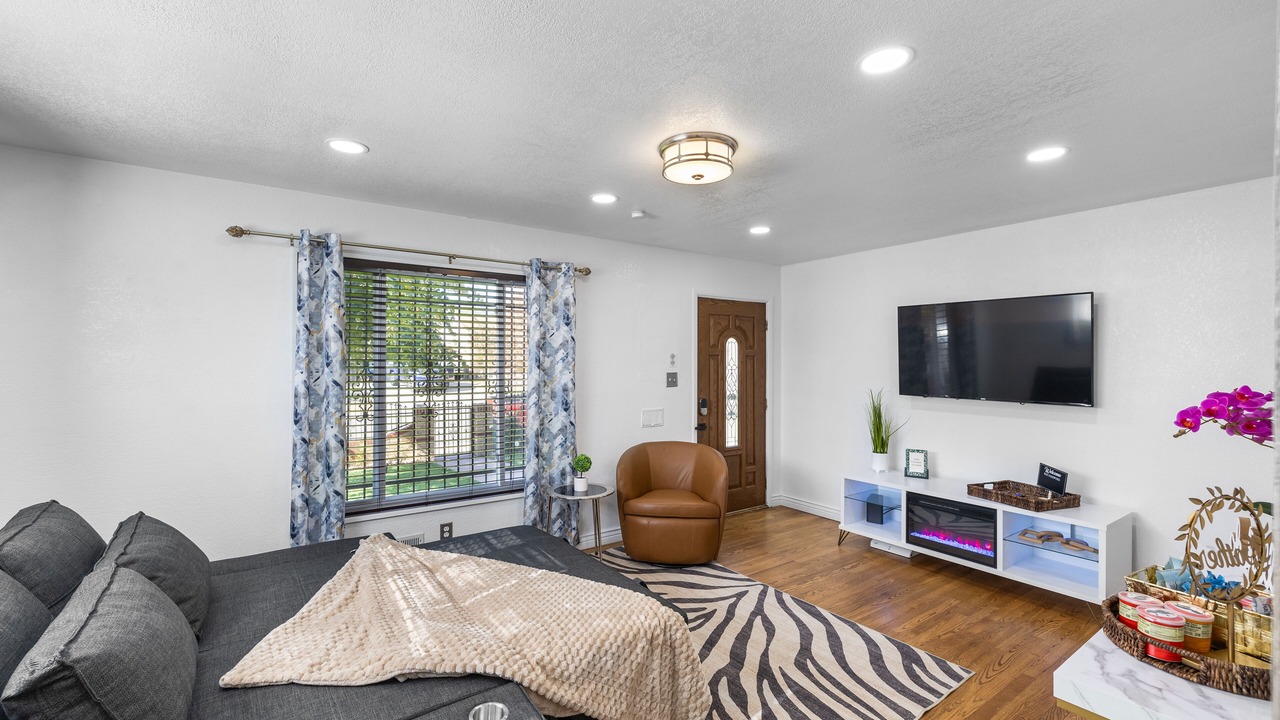 Photo of Livingroom in Twin Lakes