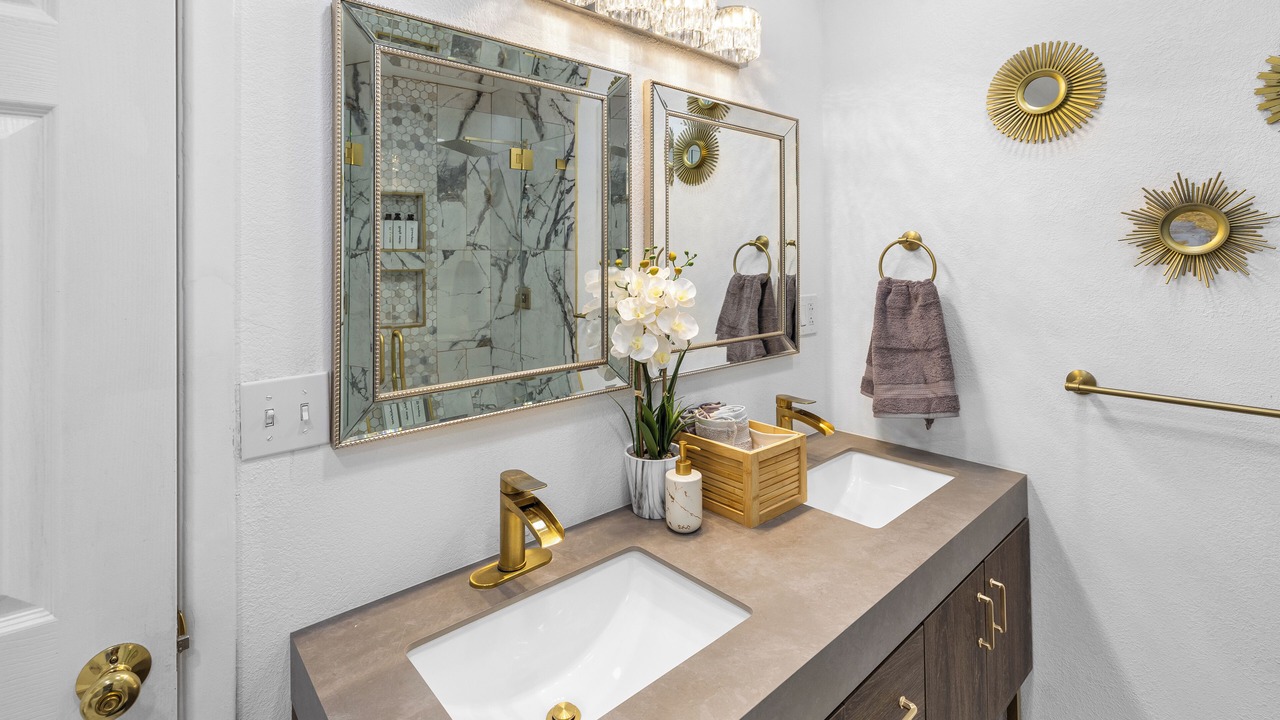 Photo of Bathroom in Twin Lakes