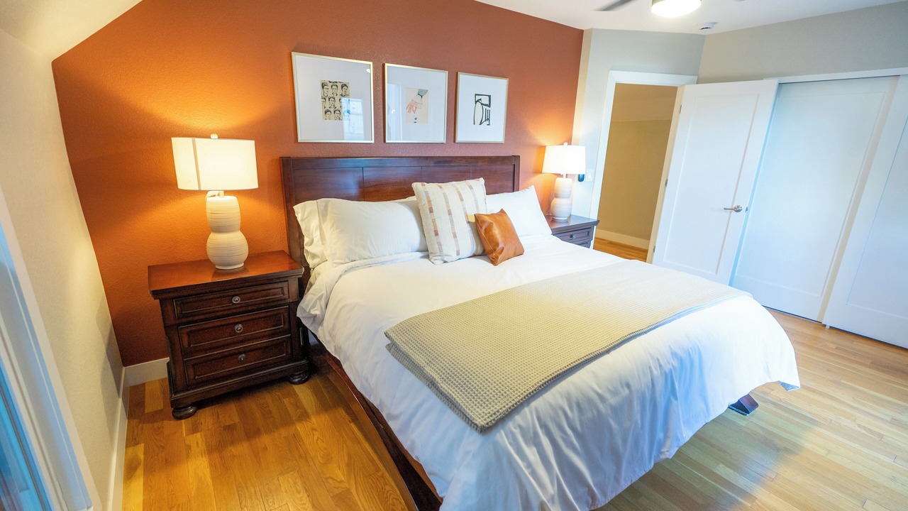 Photo of Bedroom in Five Points