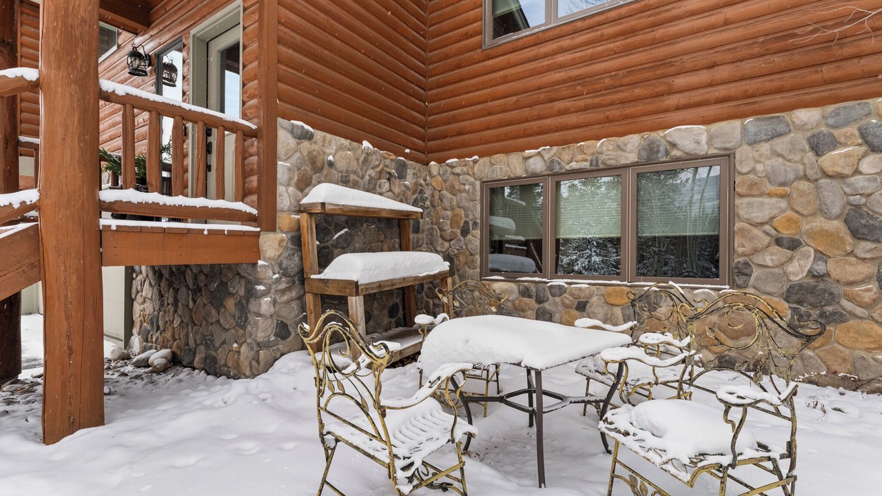 Photo of Outdoor in Three Peaks