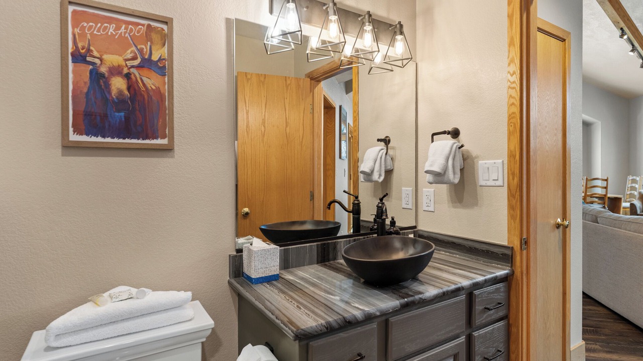 Photo of Bathroom in Three Peaks