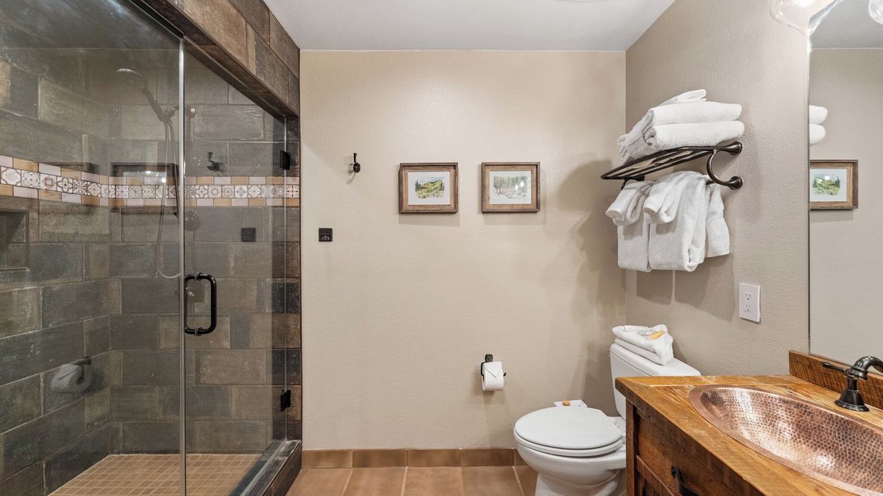 Photo of Bathroom in Three Peaks