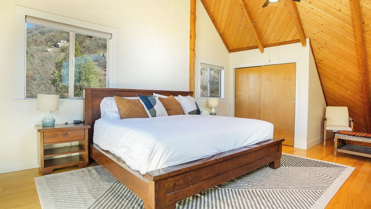 Photo of Bedroom in Hermosa