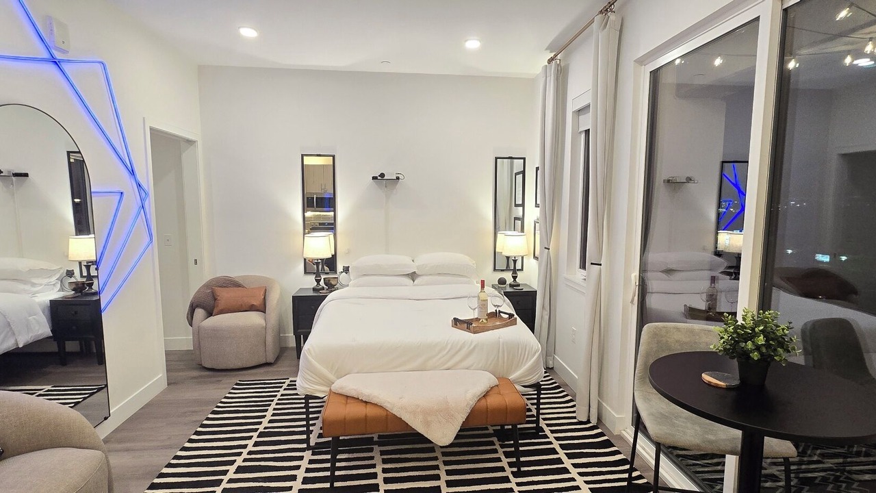 Photo of Bedroom in Lincoln Park