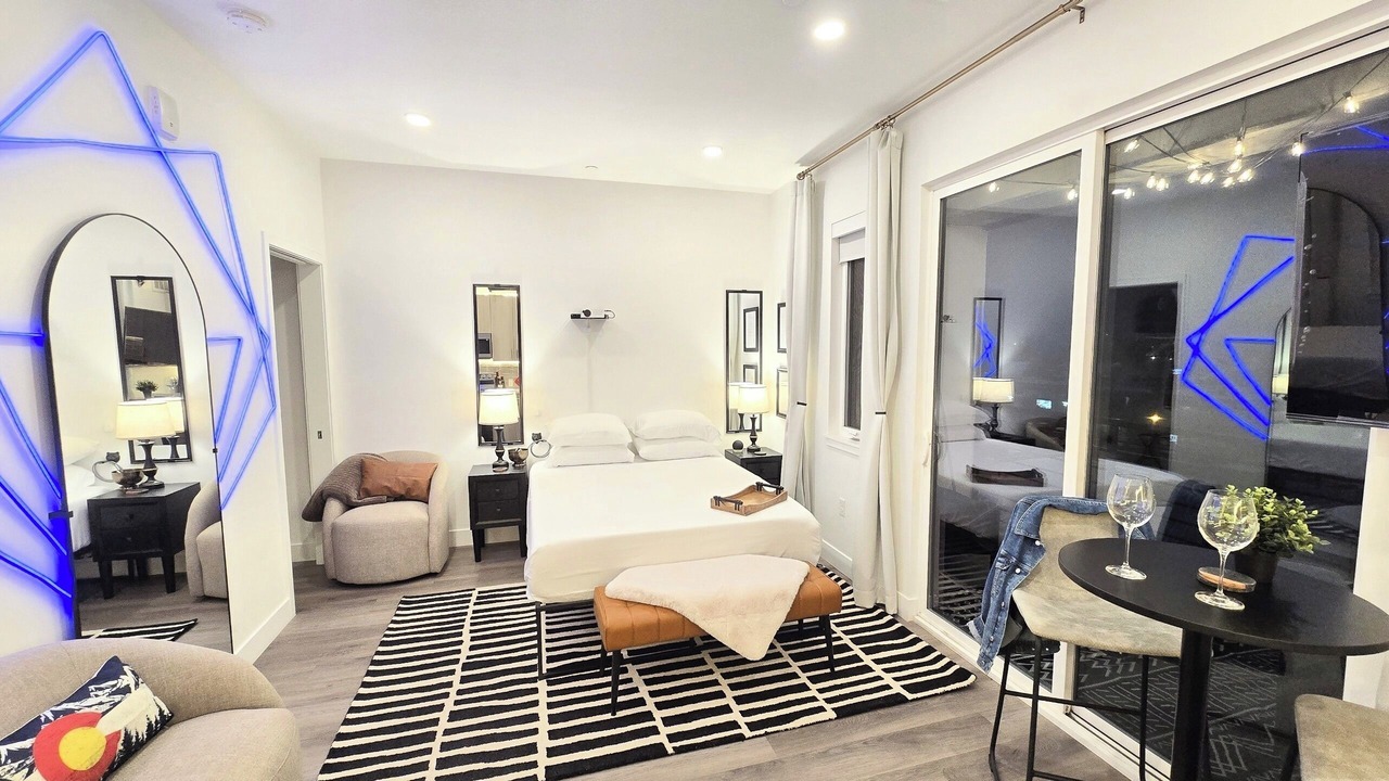 Photo of Bedroom in Lincoln Park