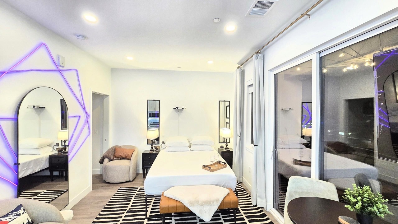 Photo of Bedroom in Lincoln Park
