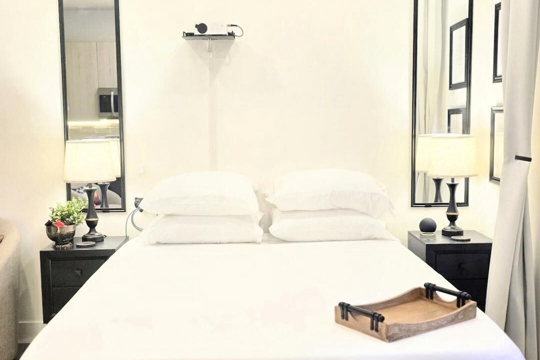 Photo of Bedroom in Lincoln Park