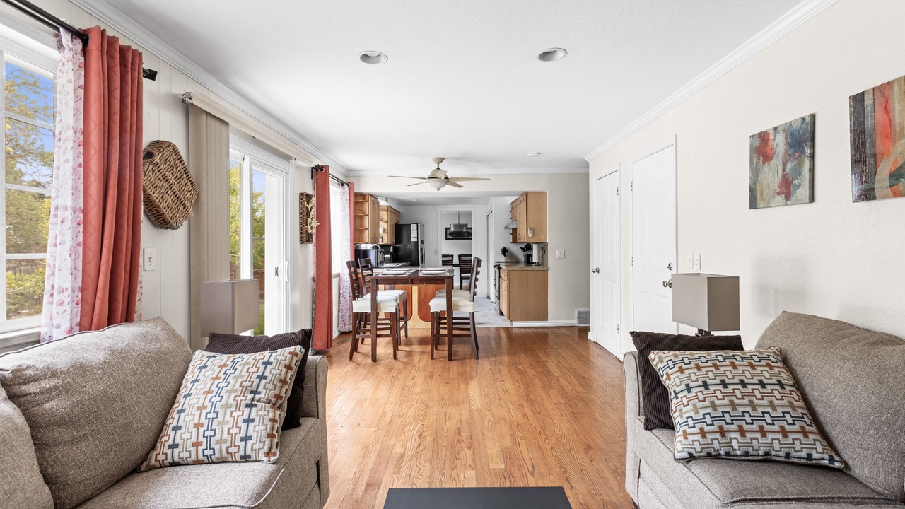 Photo of Livingroom in Willow Park