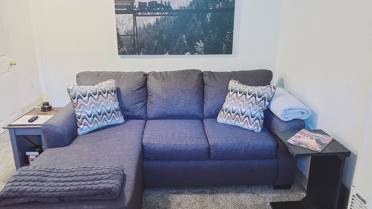Photo of Livingroom in Golden