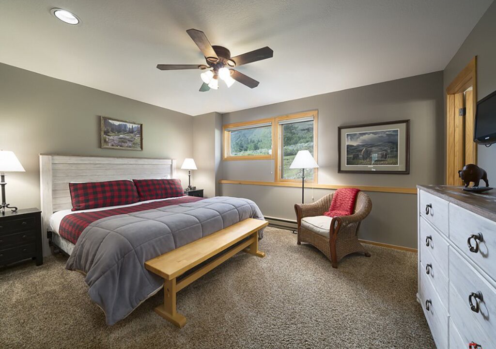 Photo of Bedroom in Corinthian Hills