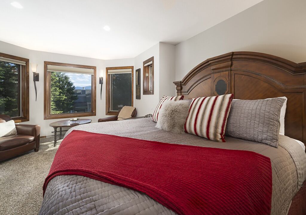 Photo of Bedroom in Corinthian Hills