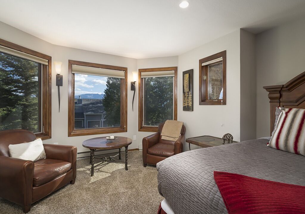Photo of Bedroom in Corinthian Hills