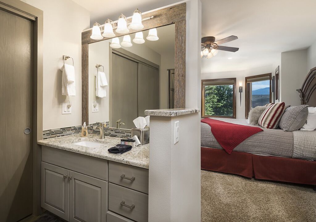 Photo of Bathroom in Corinthian Hills