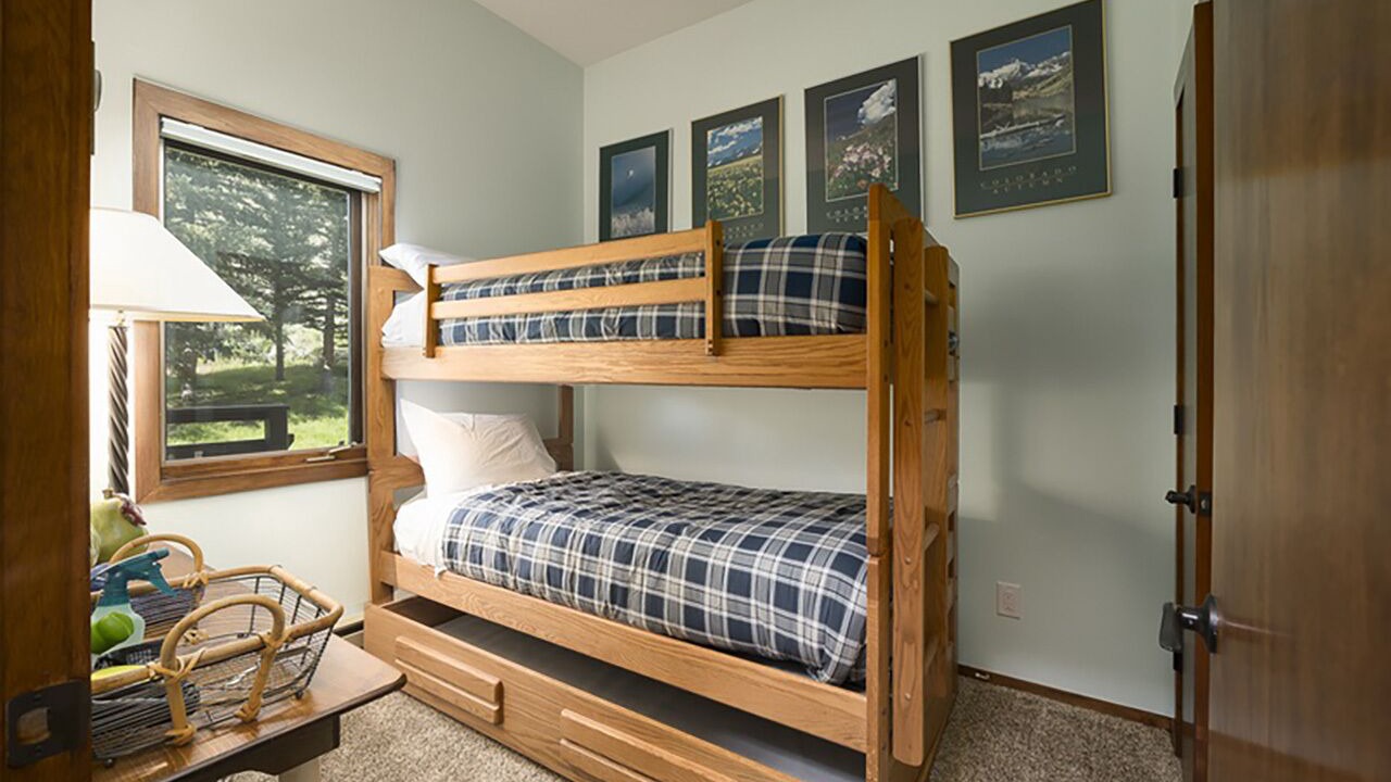 Photo of Bedroom in Corinthian Hills