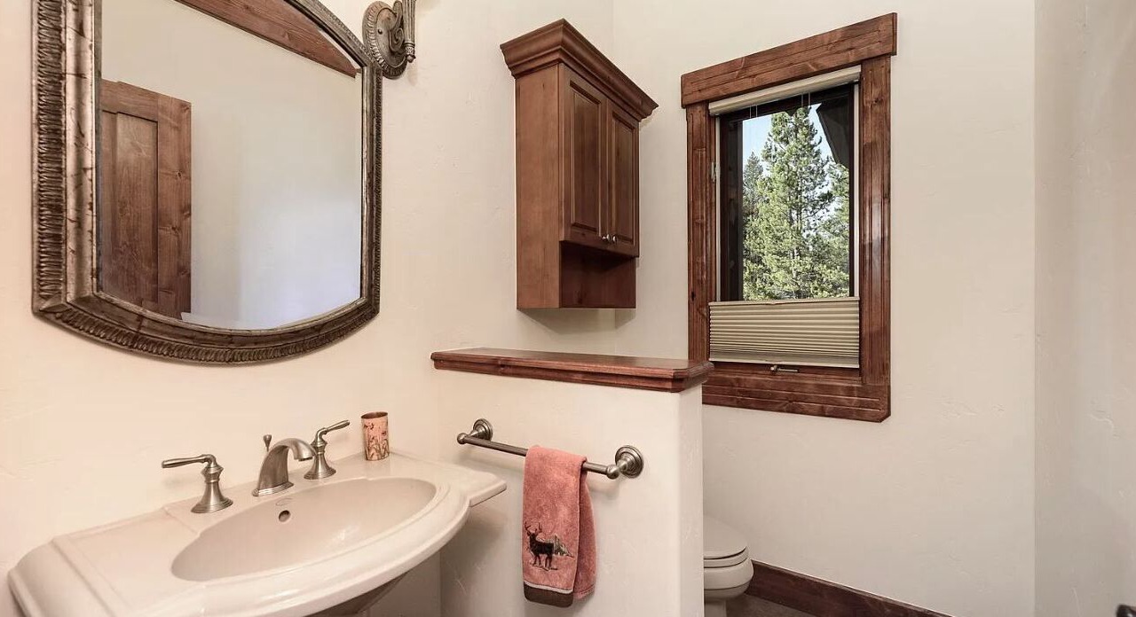 Photo of Bathroom in Fraser