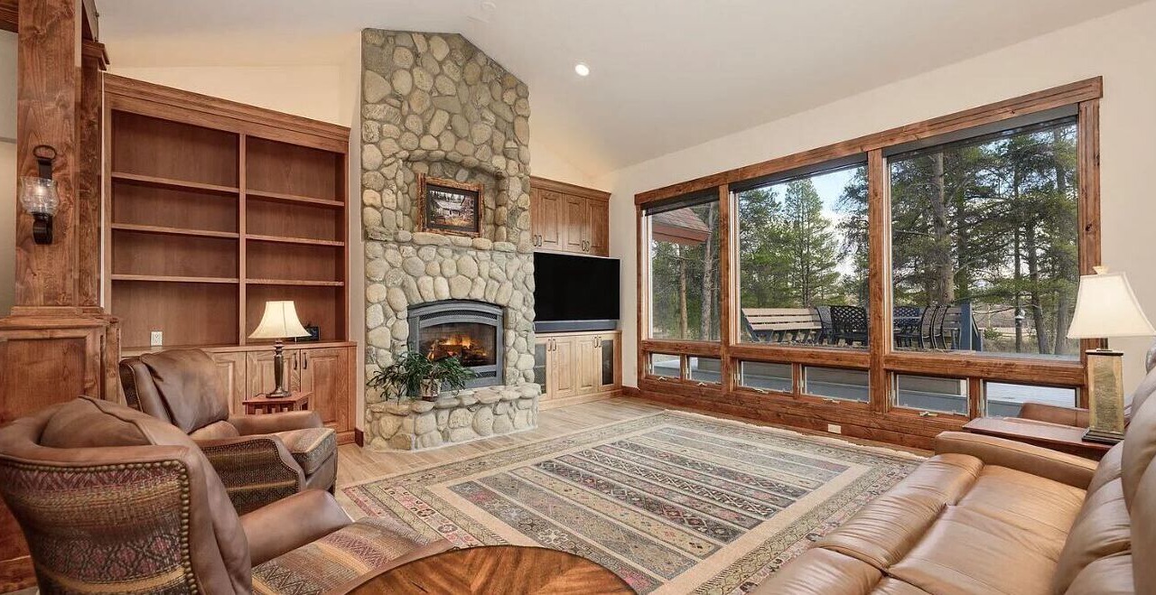 Photo of Livingroom in Fraser