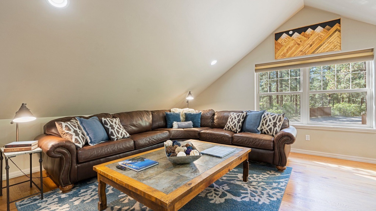 Photo of Bedroom in Edgemont Ranch