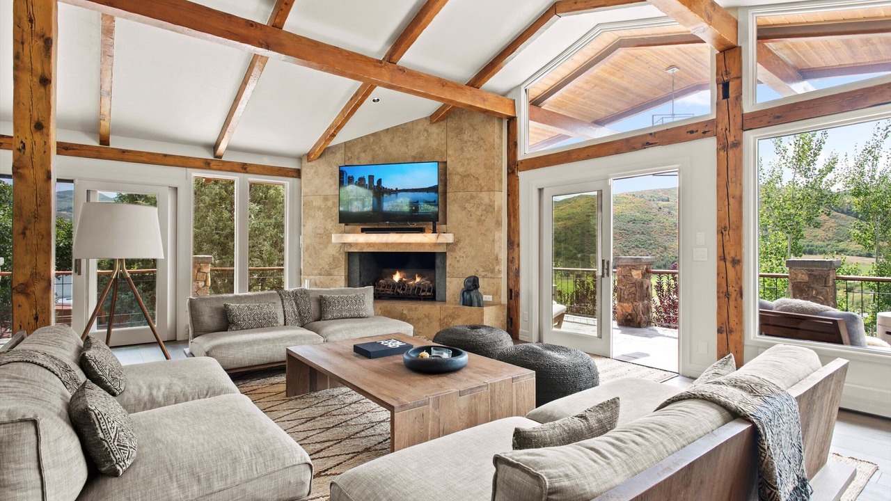 Photo of Livingroom in Brush Creek Village