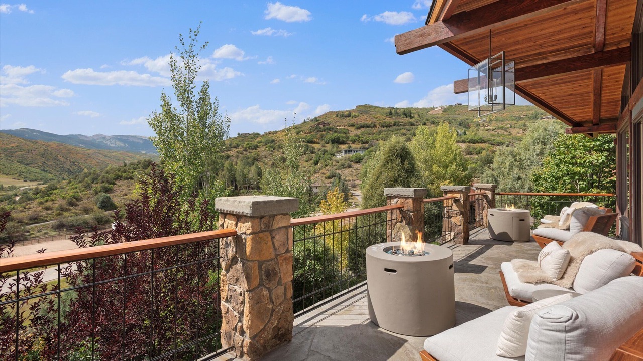 Photo of Patio Balcony in Brush Creek Village