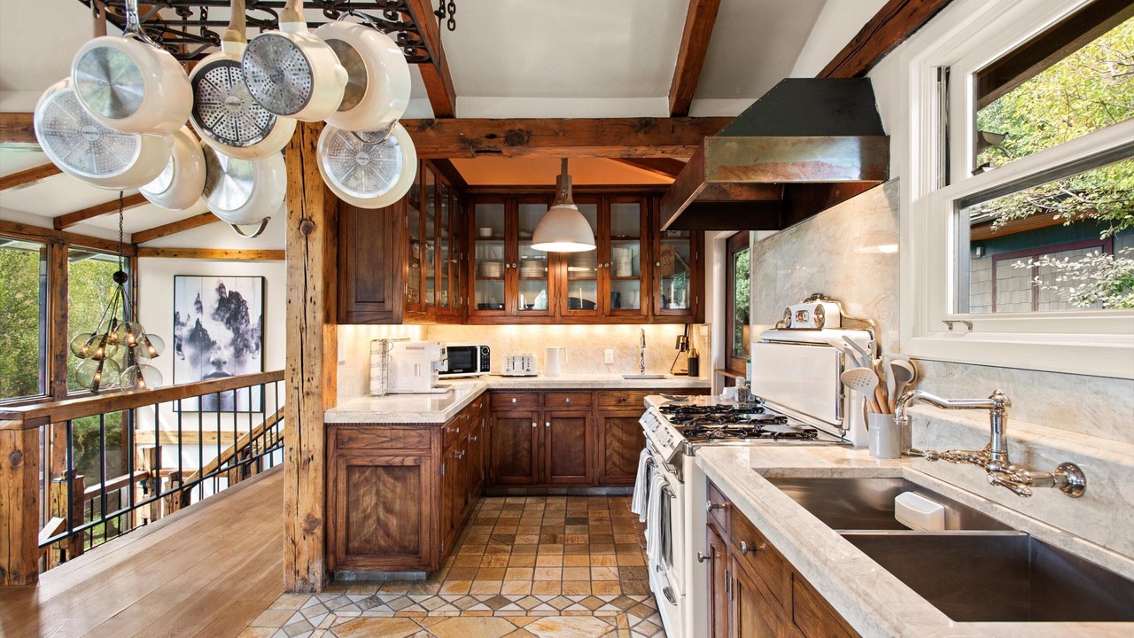 Photo of Kitchen in Brush Creek Village