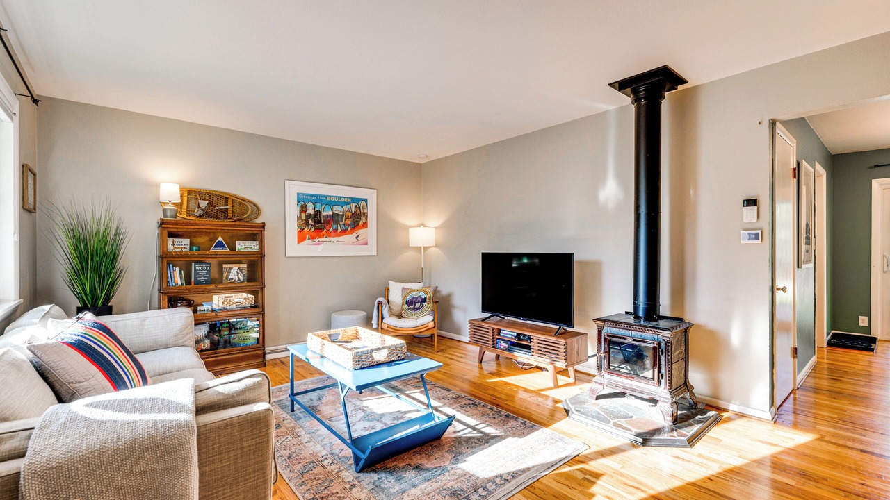 Photo of Bedroom in East Boulder