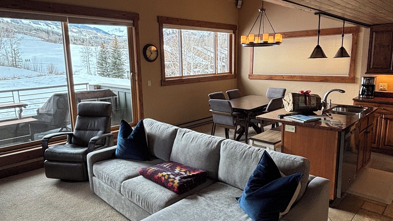 Photo of Livingroom in Snowmass Village