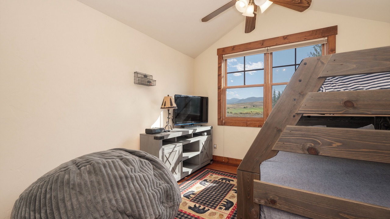 Photo of Bedroom in Grand Elk Ranch