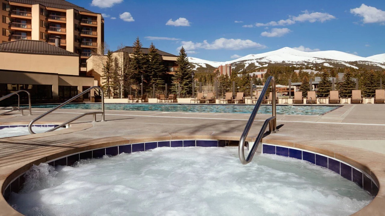 Photo of Outdoor in Peak 9