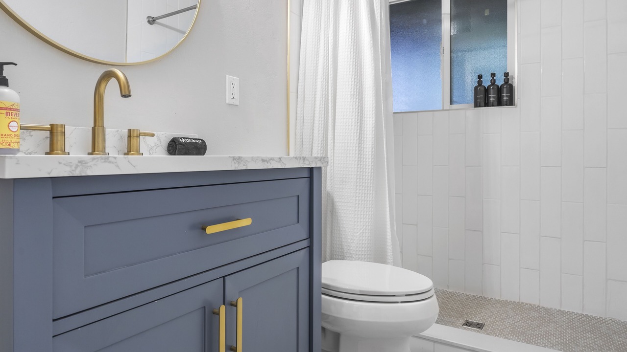 Photo of Bathroom in Lamar Heights Area