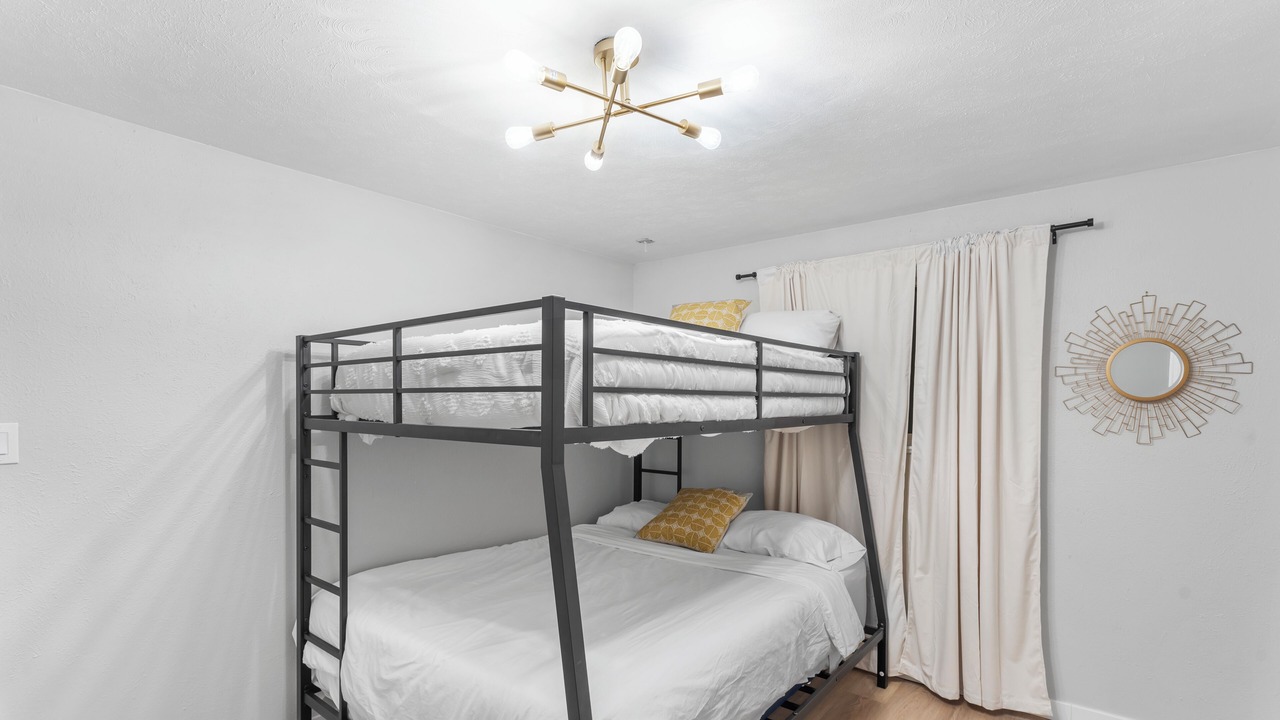 Photo of Bedroom in Lamar Heights Area