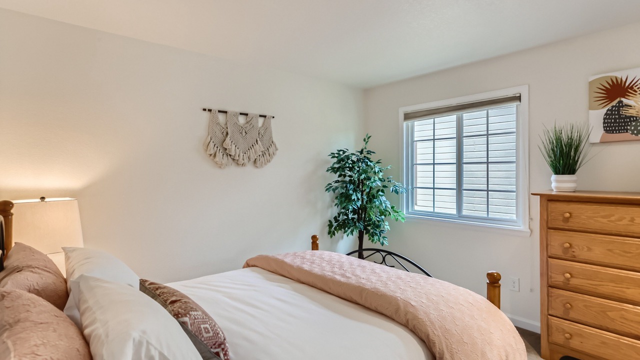 Photo of Bedroom in Berkley