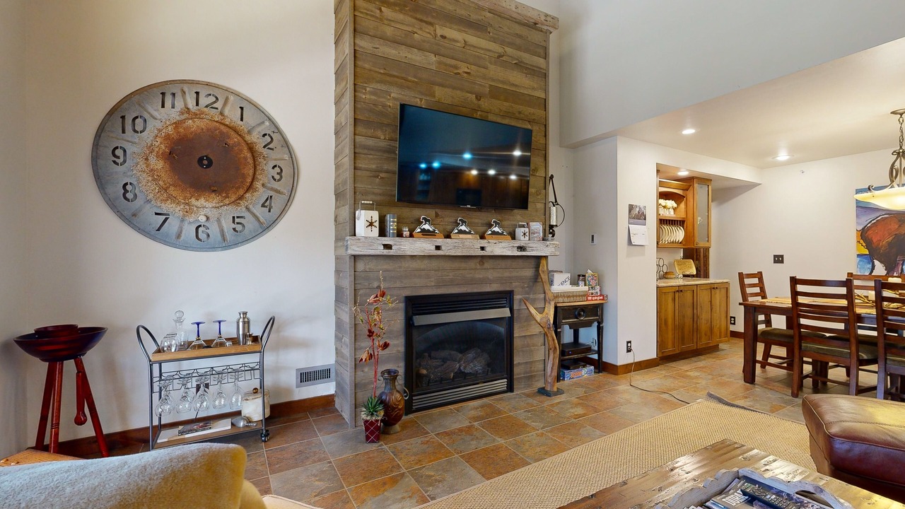 Photo of Livingroom in Purgatory