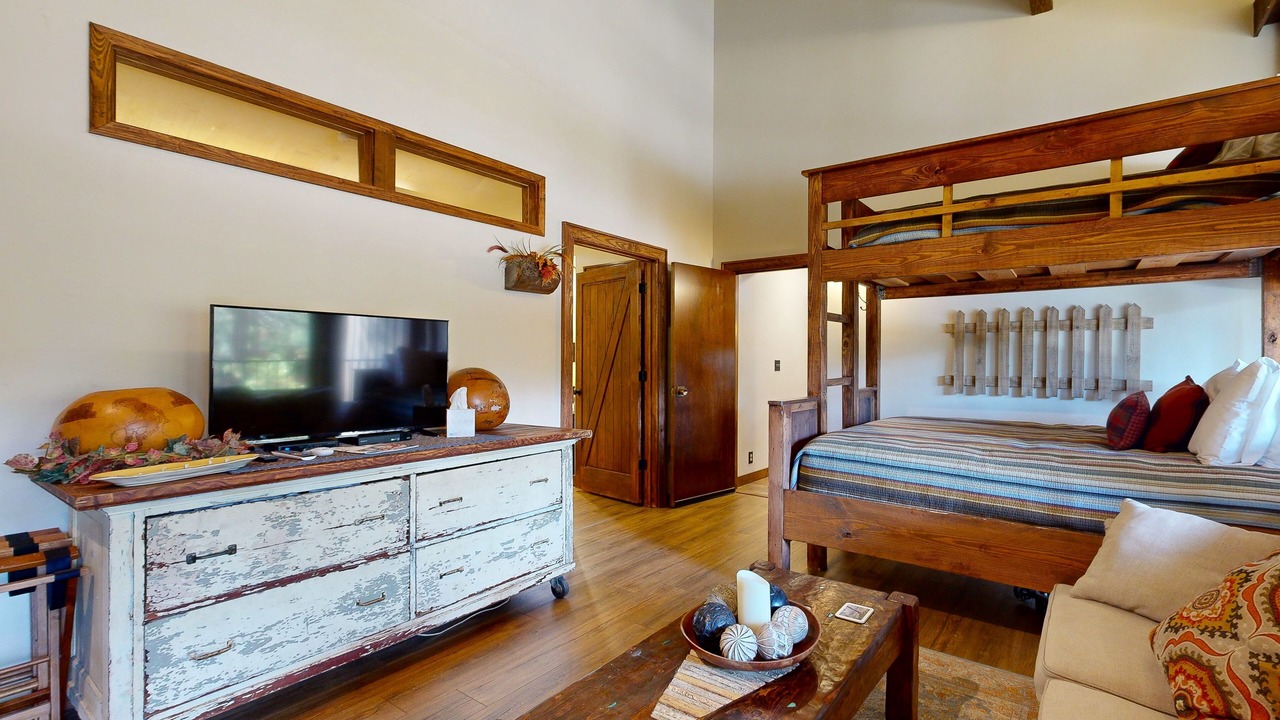 Photo of Bedroom in Purgatory