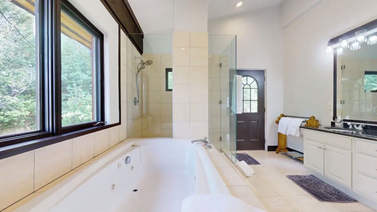 Photo of Bathroom in Eagle-Vail