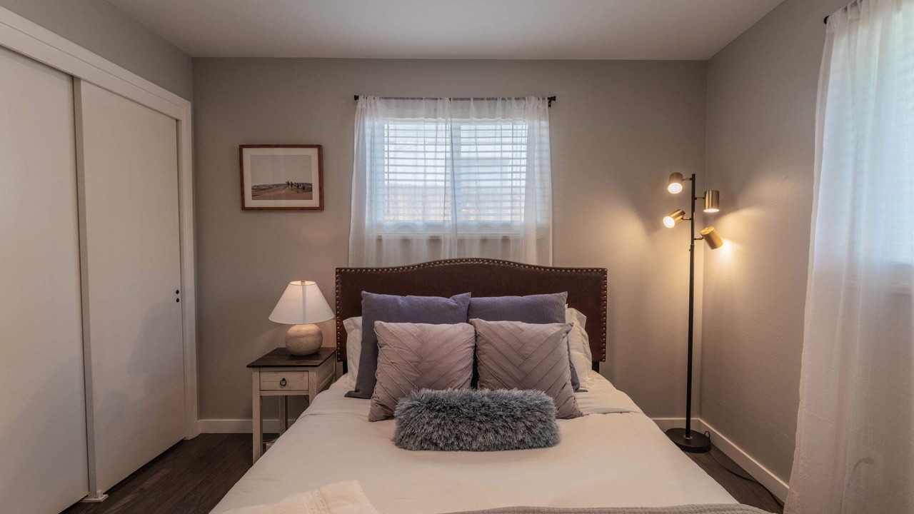 Photo of Bedroom in Golden