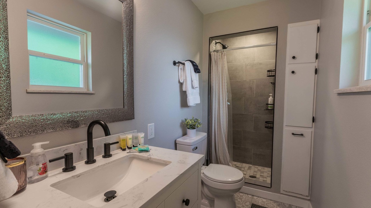 Photo of Bathroom in Golden