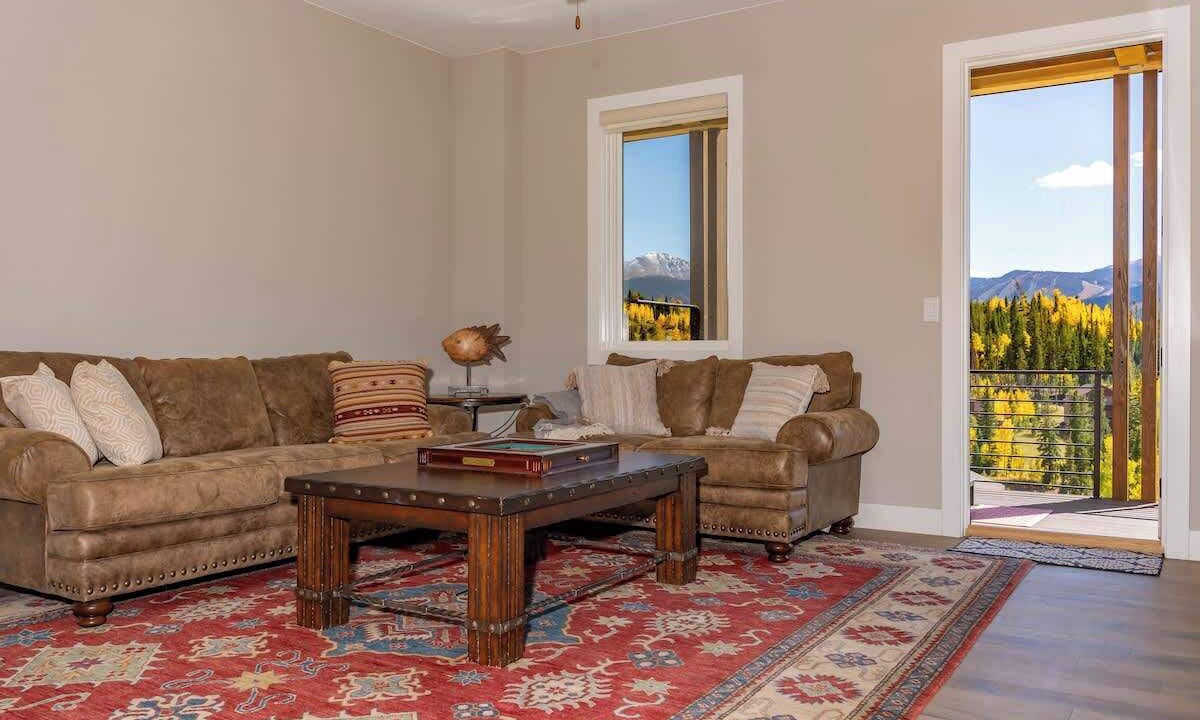 Photo of Livingroom in Rendezvous