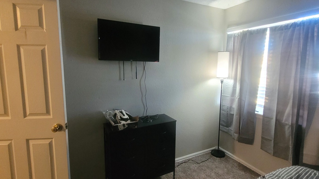 Photo of Bedroom in Aurora