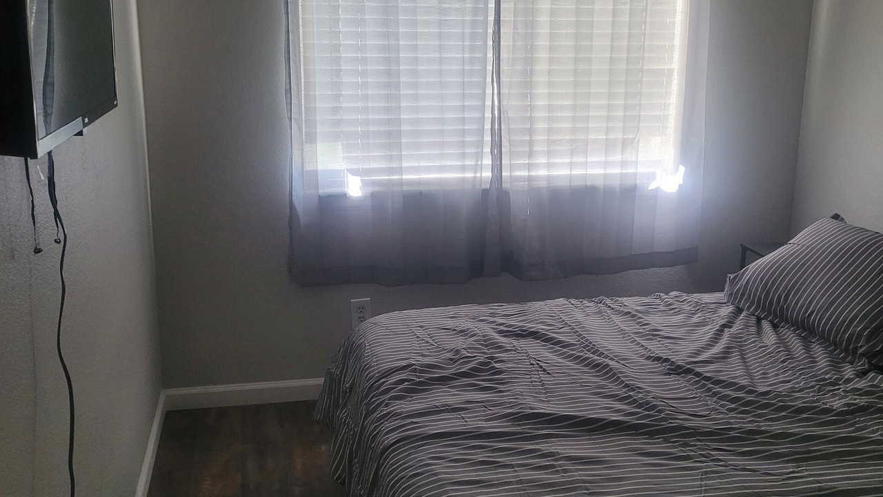 Photo of Bedroom in Aurora