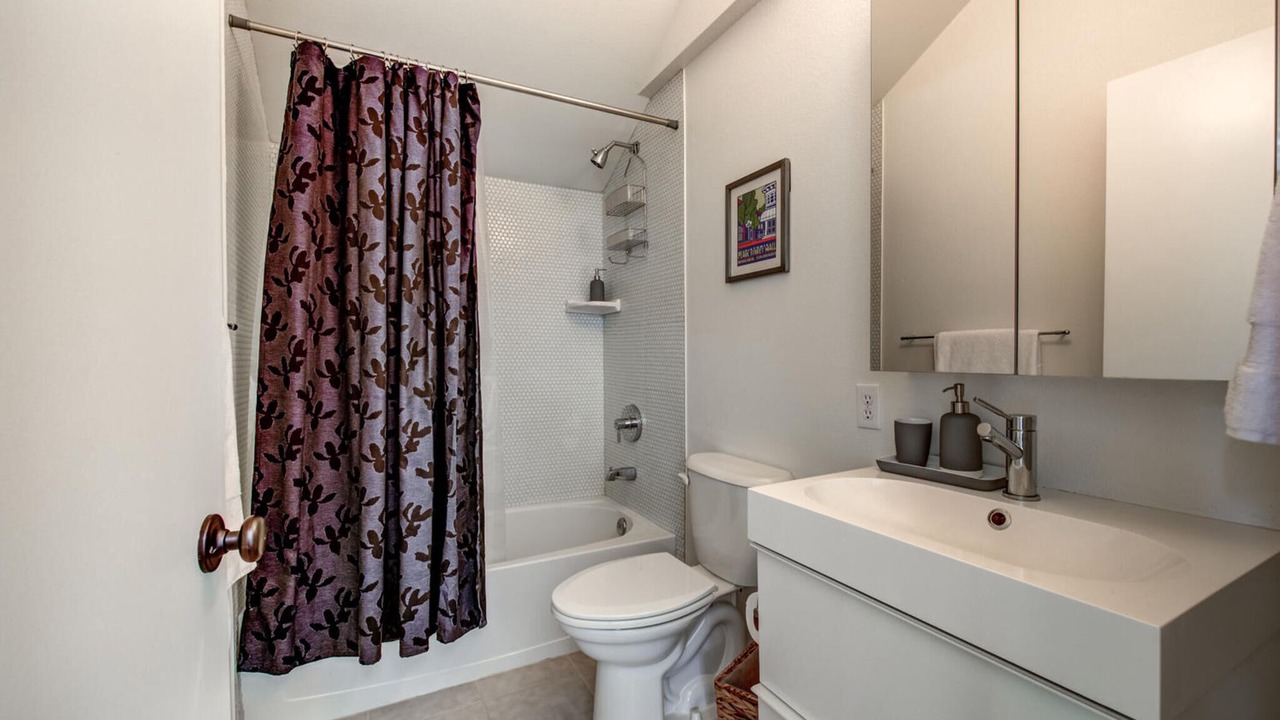 Photo of Bathroom in Whittier