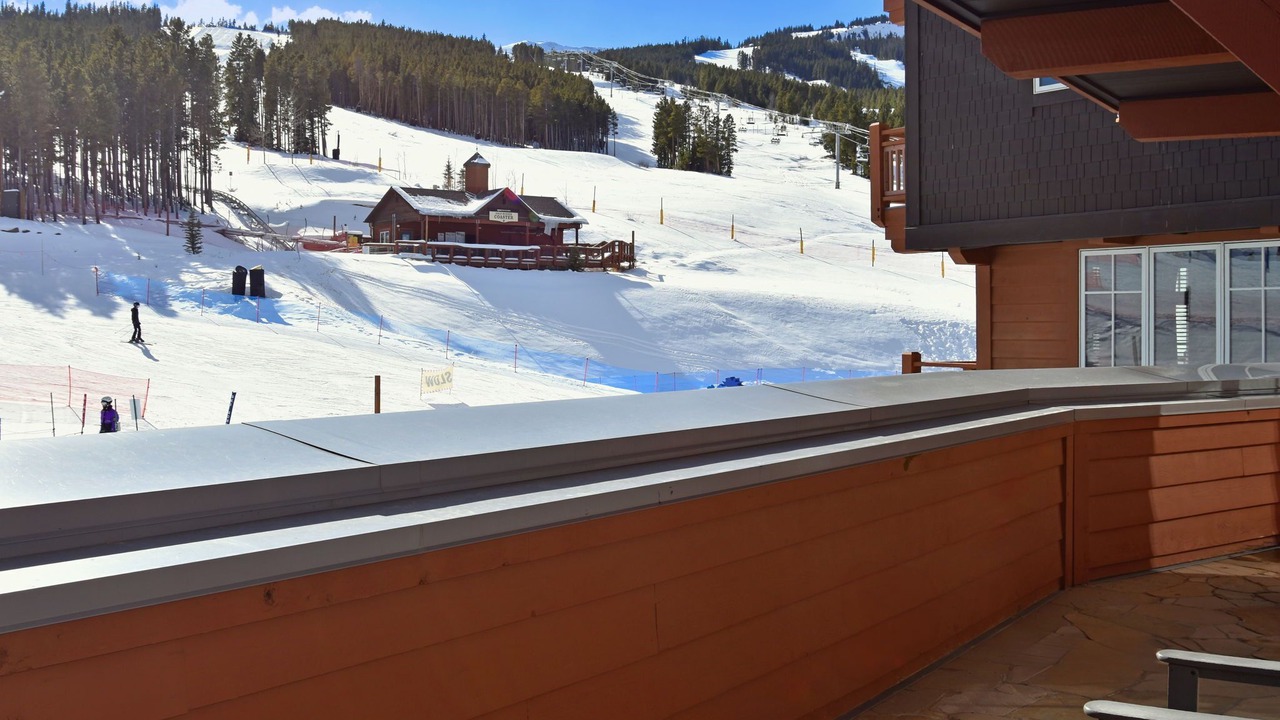 Photo of Patio Balcony in Peak 8