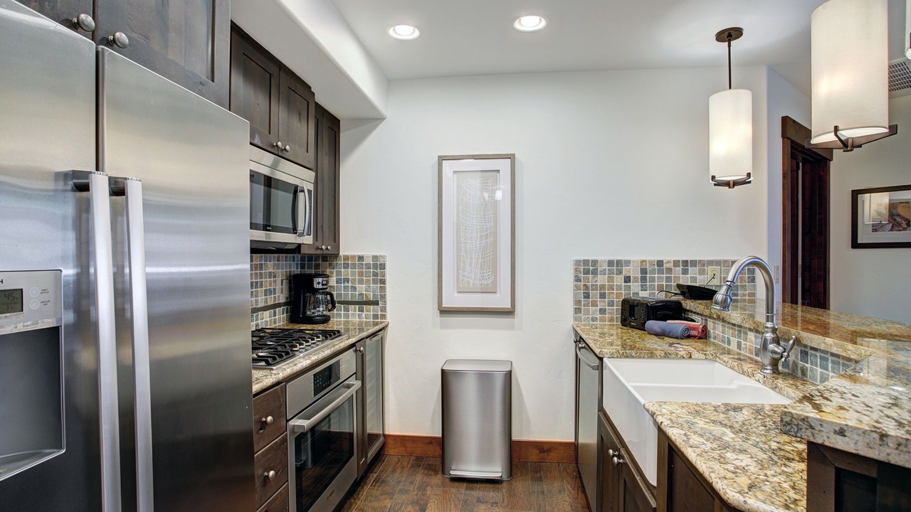 Photo of Kitchen in Peak 8