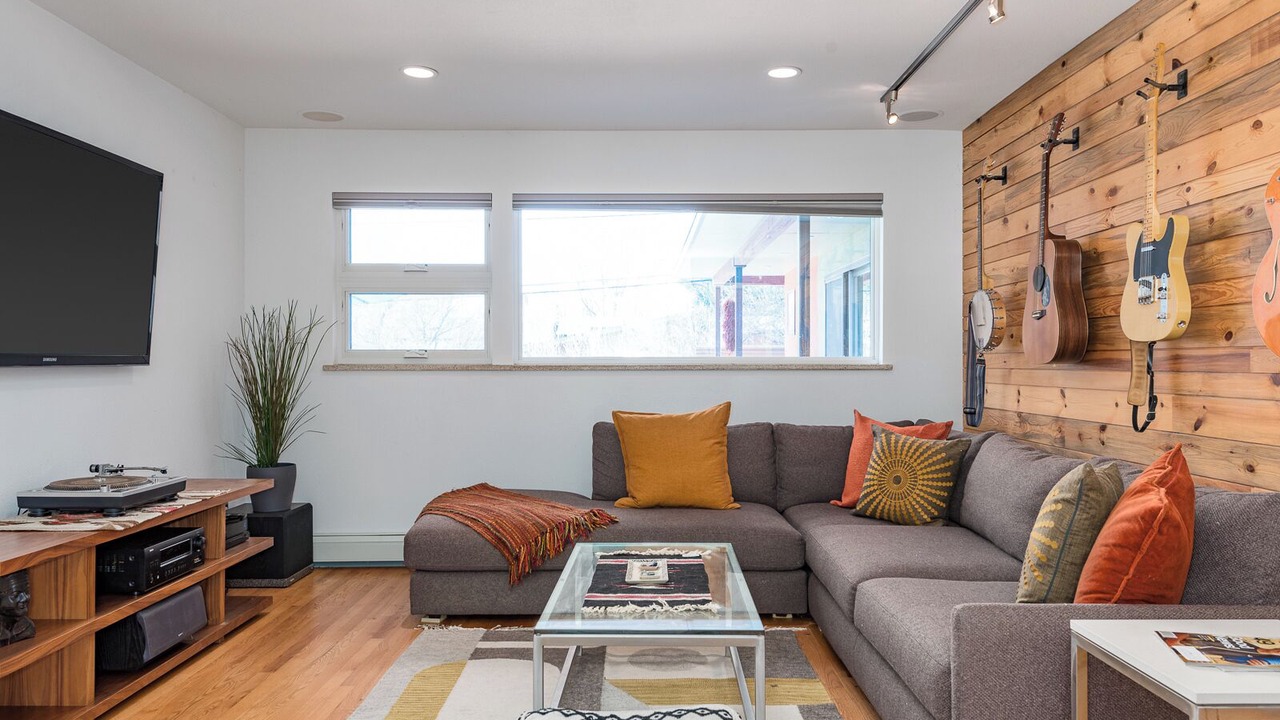 Photo of Livingroom in Frasier Meadows