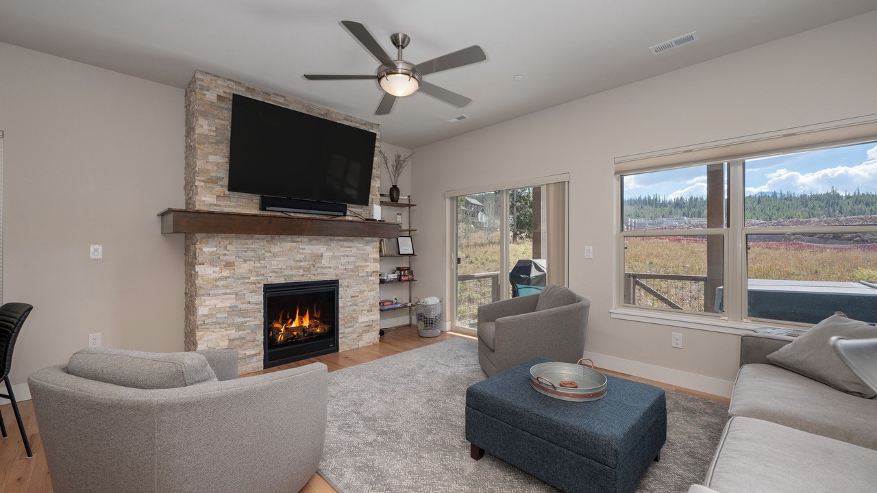 Photo of Livingroom in Rendezvous