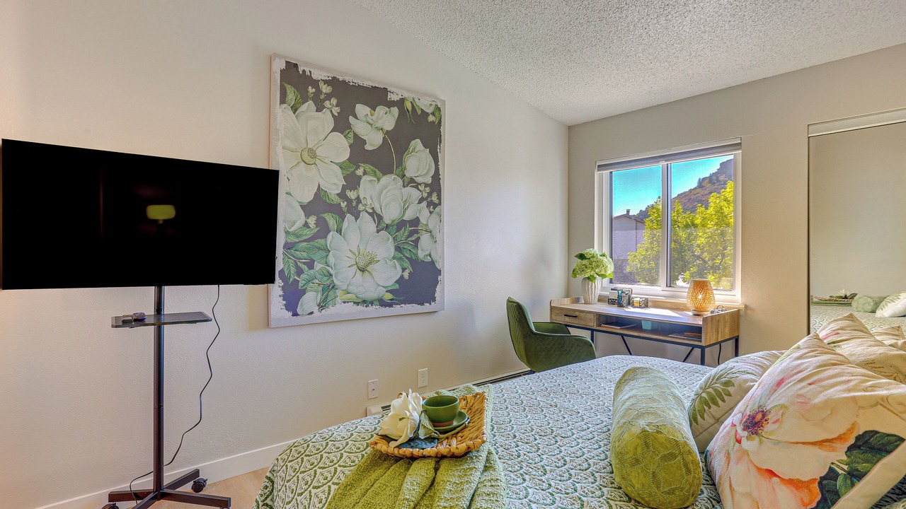 Photo of Bedroom in Castle Rock