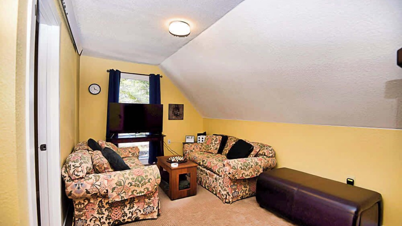 Photo of Livingroom in Leadville North