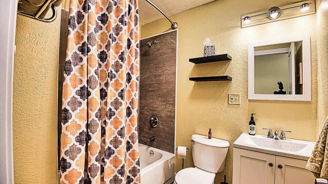 Photo of Bathroom in Leadville North