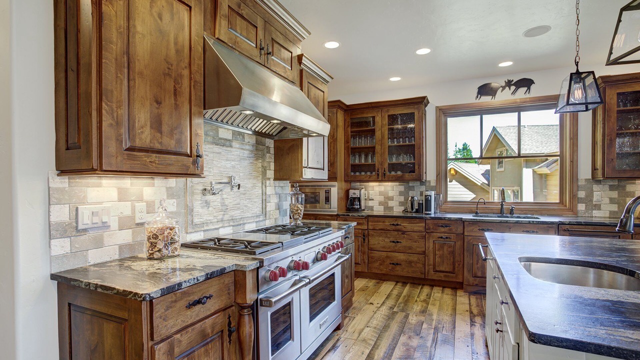 Photo of Kitchen in Warrior's Mark West