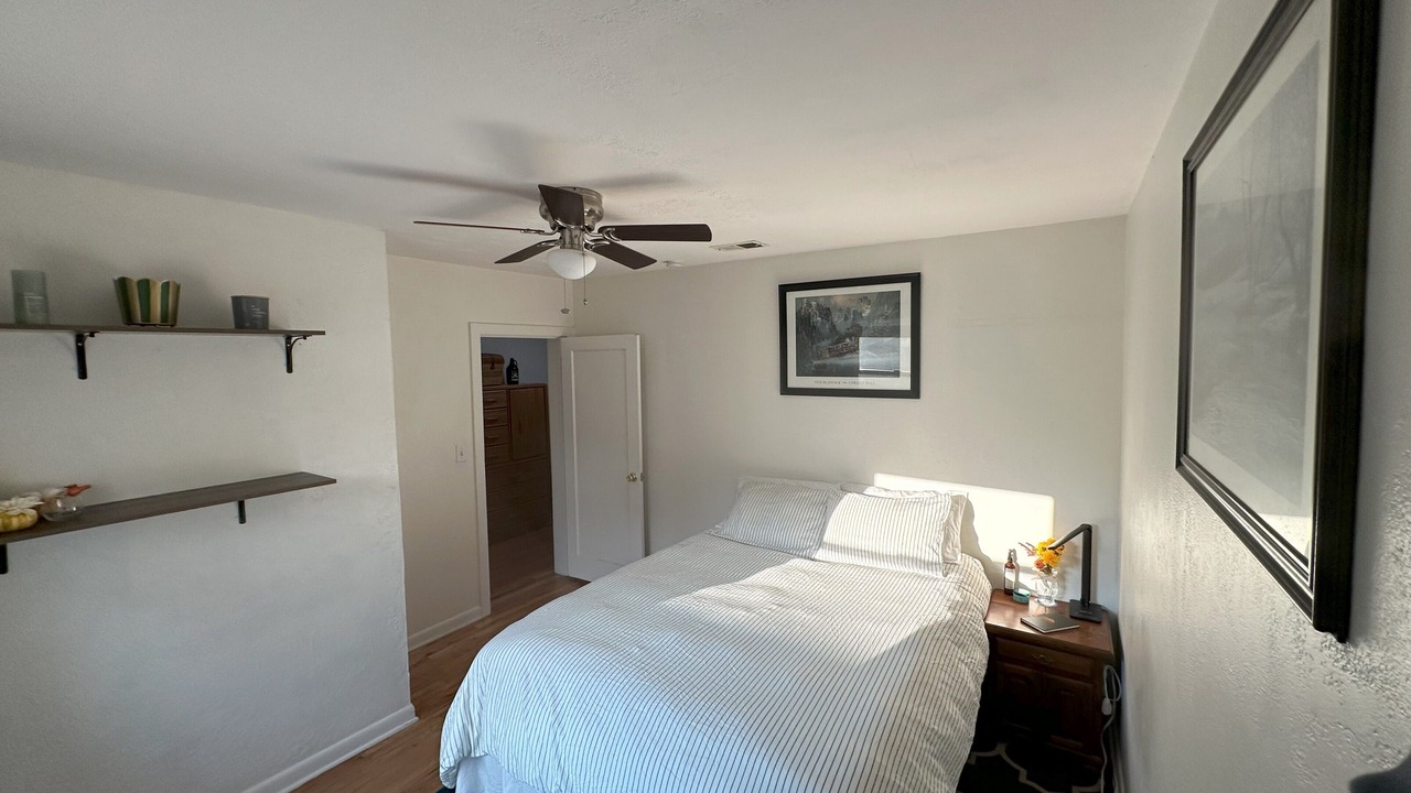Photo of Bedroom in Old Town West